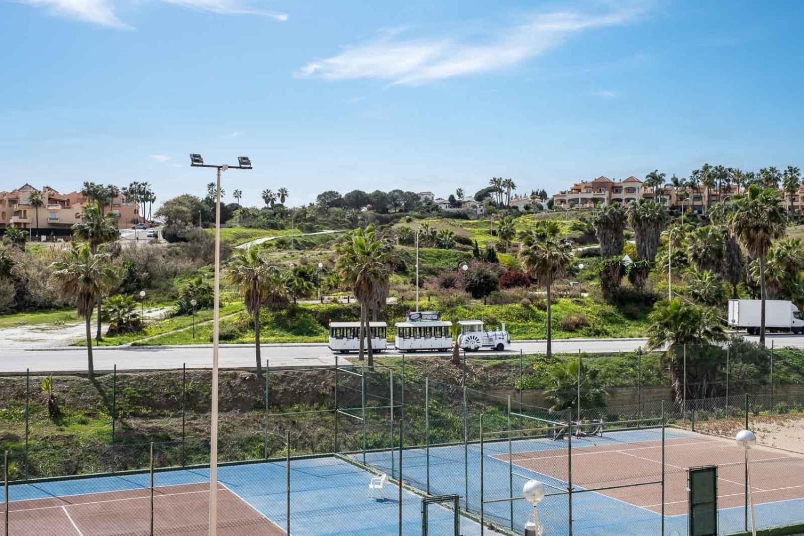 Family & Beach Apartments Mijas Costa & Fuengirola By Alfresco Stays El Faro Exterior foto