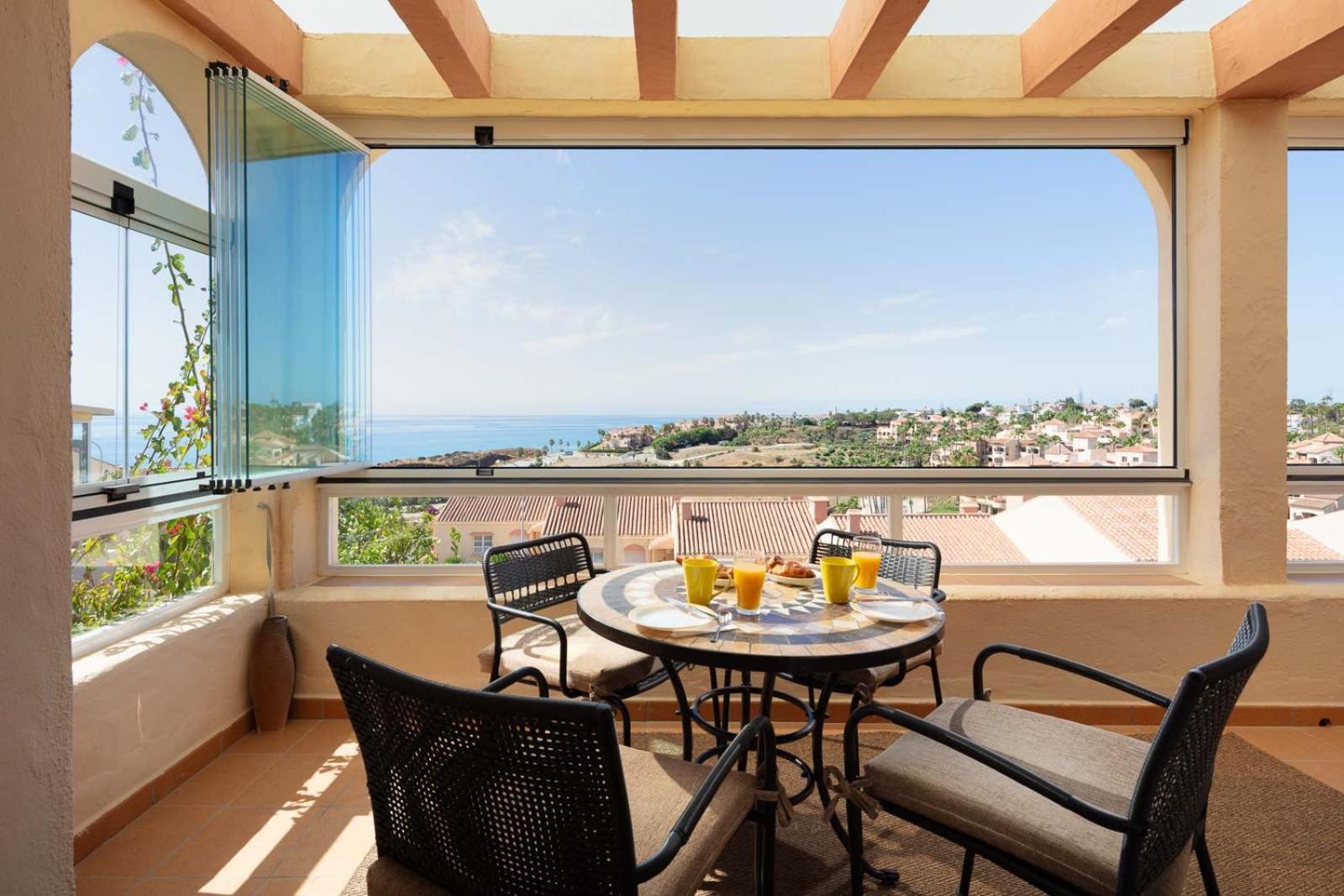 Family & Beach Apartments Mijas Costa & Fuengirola By Alfresco Stays El Faro Exterior foto
