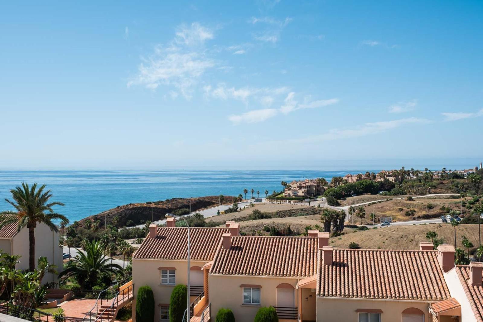 Family & Beach Apartments Mijas Costa & Fuengirola By Alfresco Stays El Faro Exterior foto