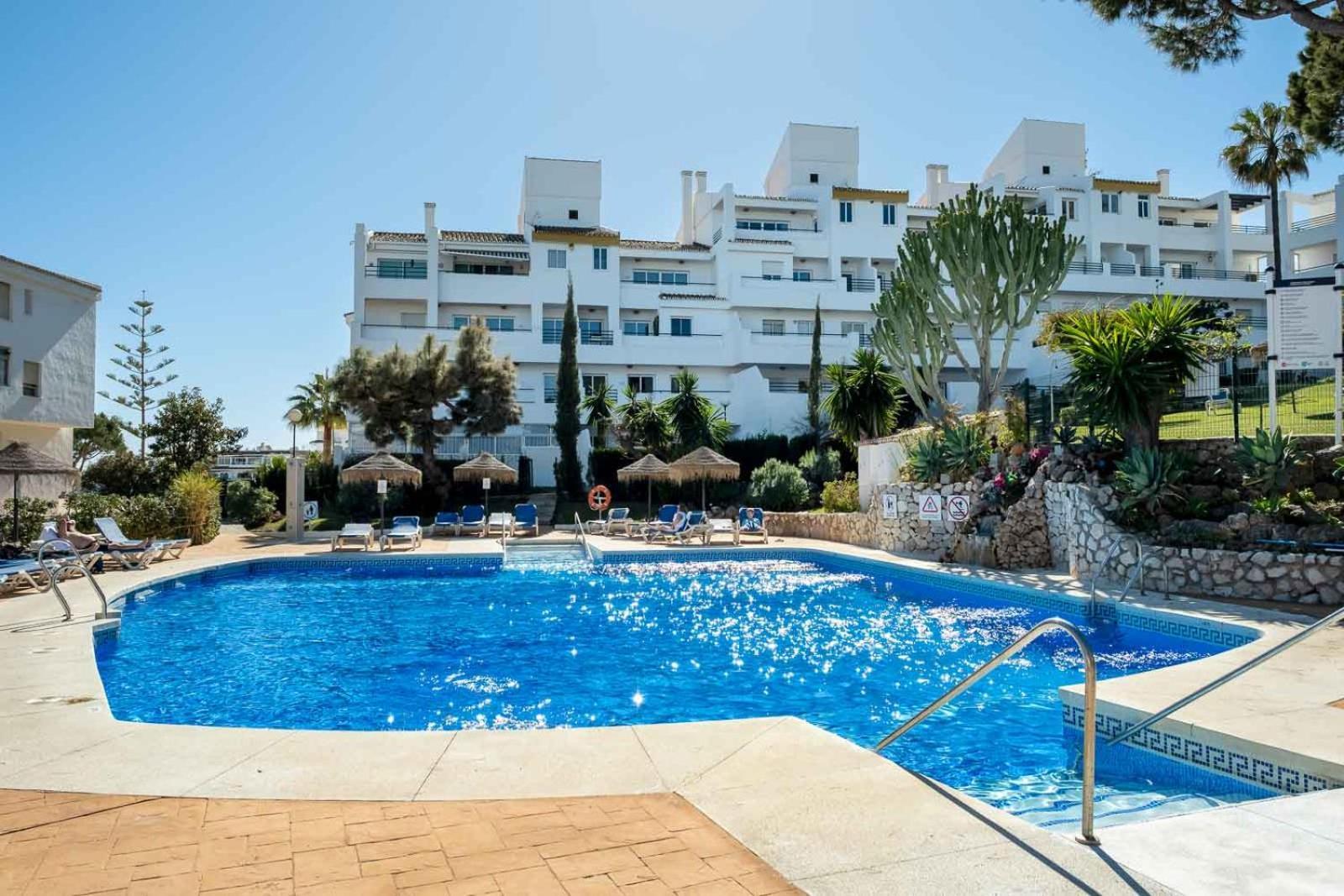 Family & Beach Apartments Mijas Costa & Fuengirola By Alfresco Stays El Faro Exterior foto